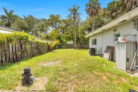 1548 SW 23rd Court Fort Lauderdale FL 33315