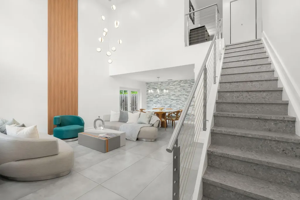 52 Gables Boulevard Weston FL 33326