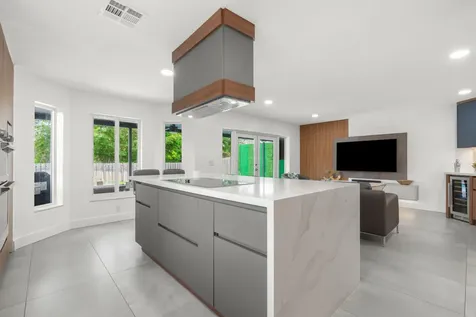 52 Gables Boulevard Weston FL 33326