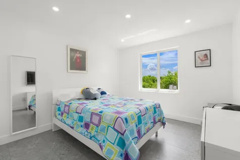52 Gables Boulevard Weston FL 33326