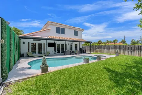 52 Gables Boulevard Weston FL 33326