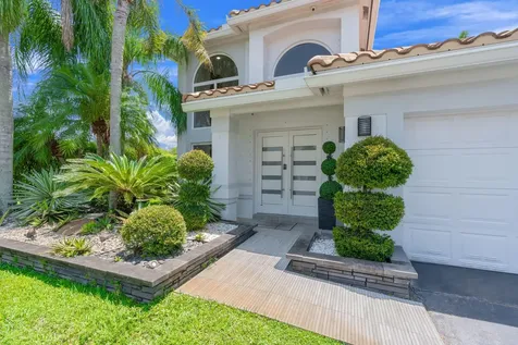 52 Gables Boulevard Weston FL 33326