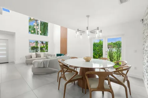 52 Gables Boulevard Weston FL 33326