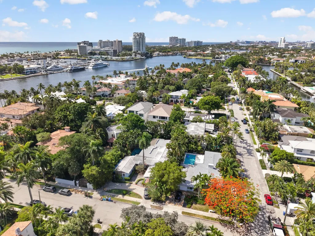 2611 Clematis Place Fort Lauderdale FL 33301