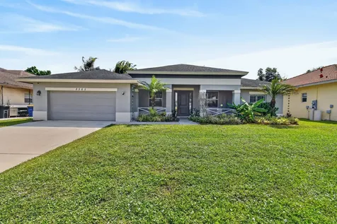 8565 SE Pinehaven Avenue Hobe Sound FL 33455