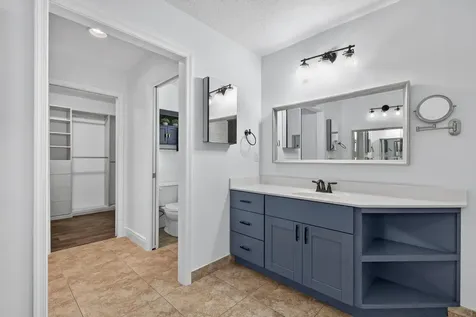 8565 SE Pinehaven Avenue Hobe Sound FL 33455