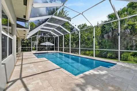 8565 SE Pinehaven Avenue Hobe Sound FL 33455