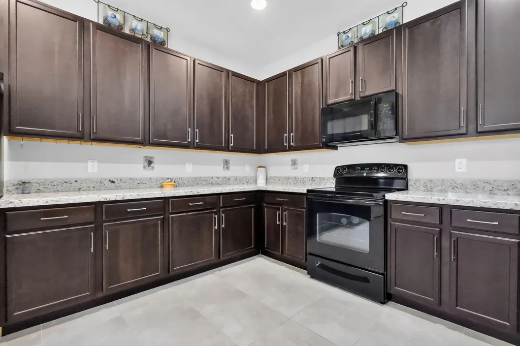 8135 Cantabria Falls Drive Boynton Beach FL 33473