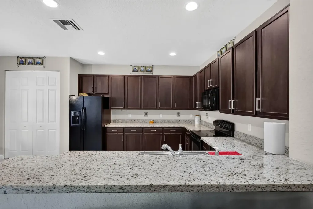 8135 Cantabria Falls Drive Boynton Beach FL 33473