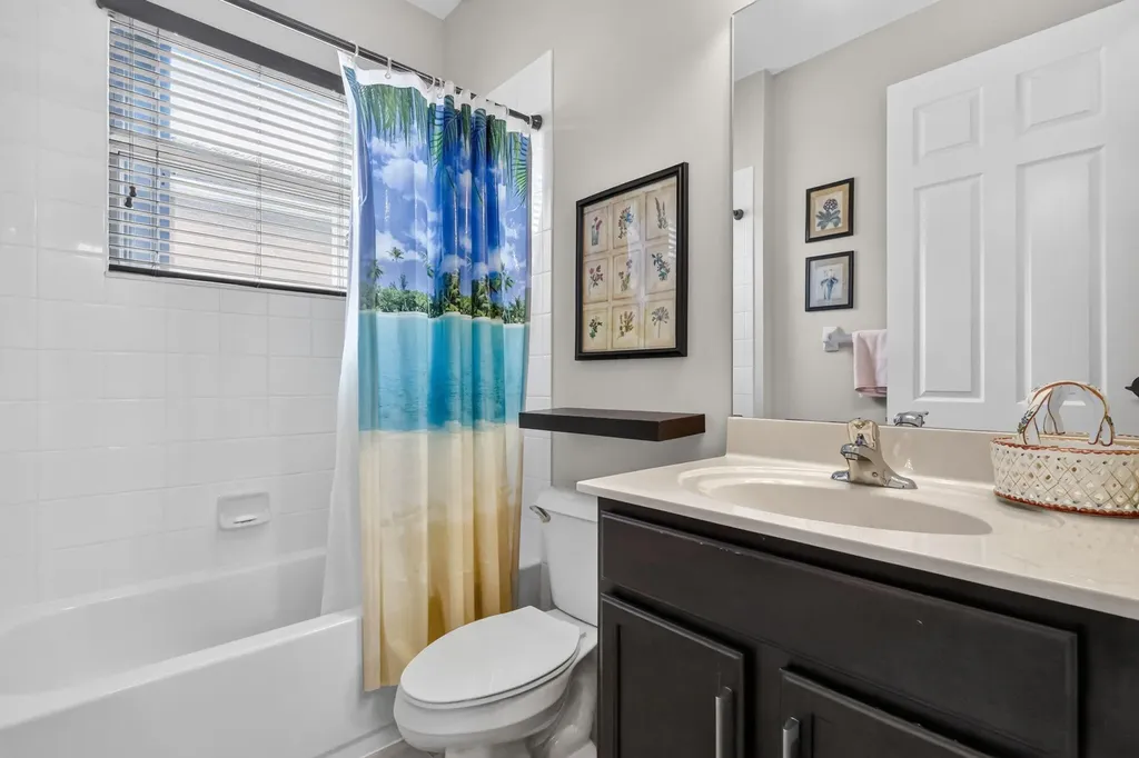 8135 Cantabria Falls Drive Boynton Beach FL 33473