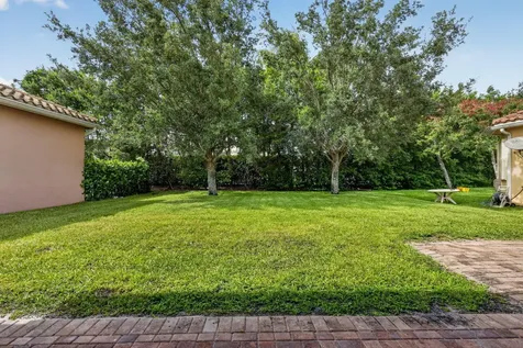 8135 Cantabria Falls Drive Boynton Beach FL 33473