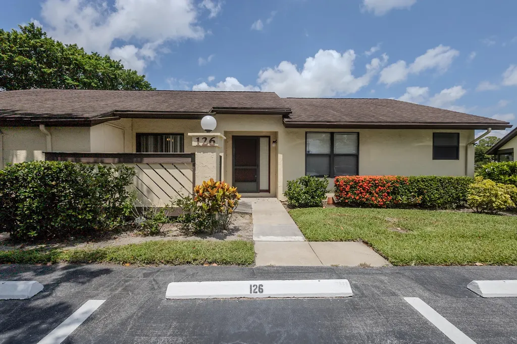 126 Manchineel Court Royal Palm Beach FL 33411