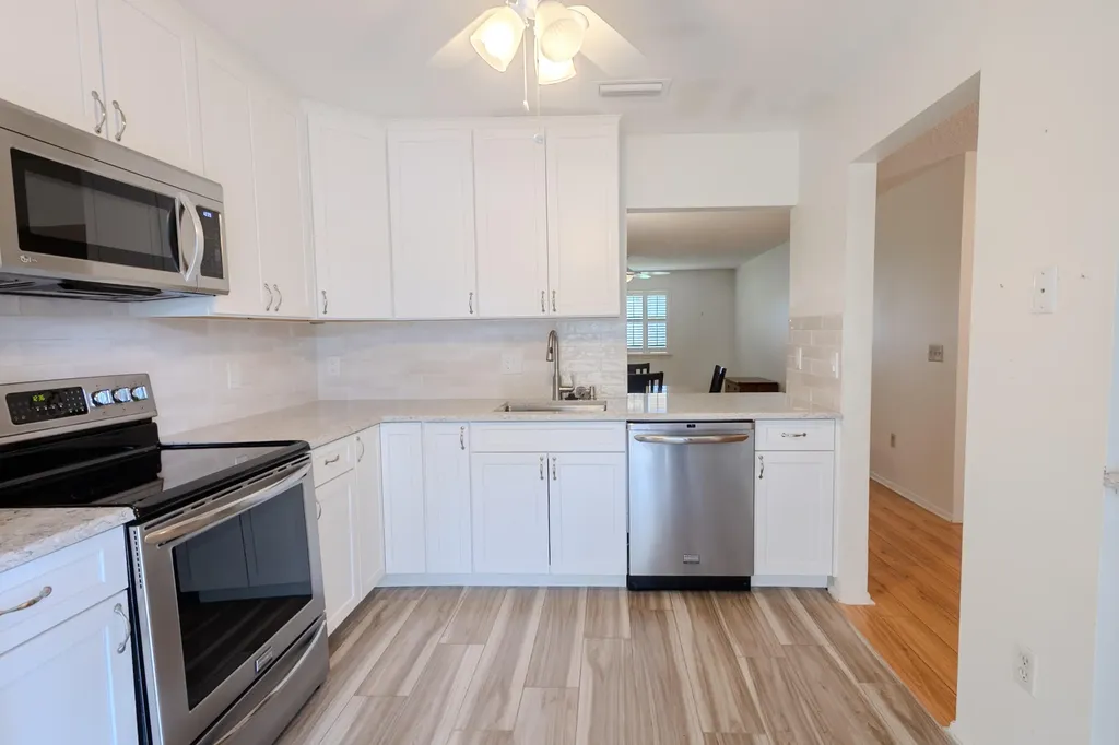 126 Manchineel Court Royal Palm Beach FL 33411