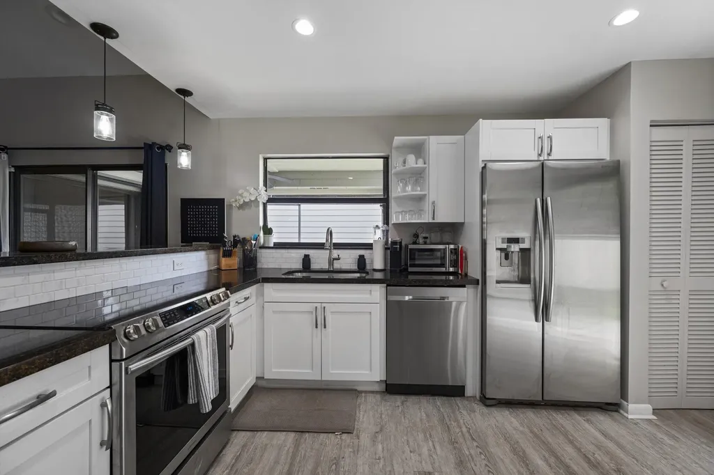 2482 Bedford Mews Drive Wellington FL 33414