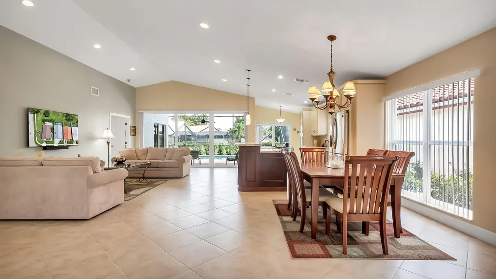 21089 Cottonwood Drive Boca Raton FL 33428