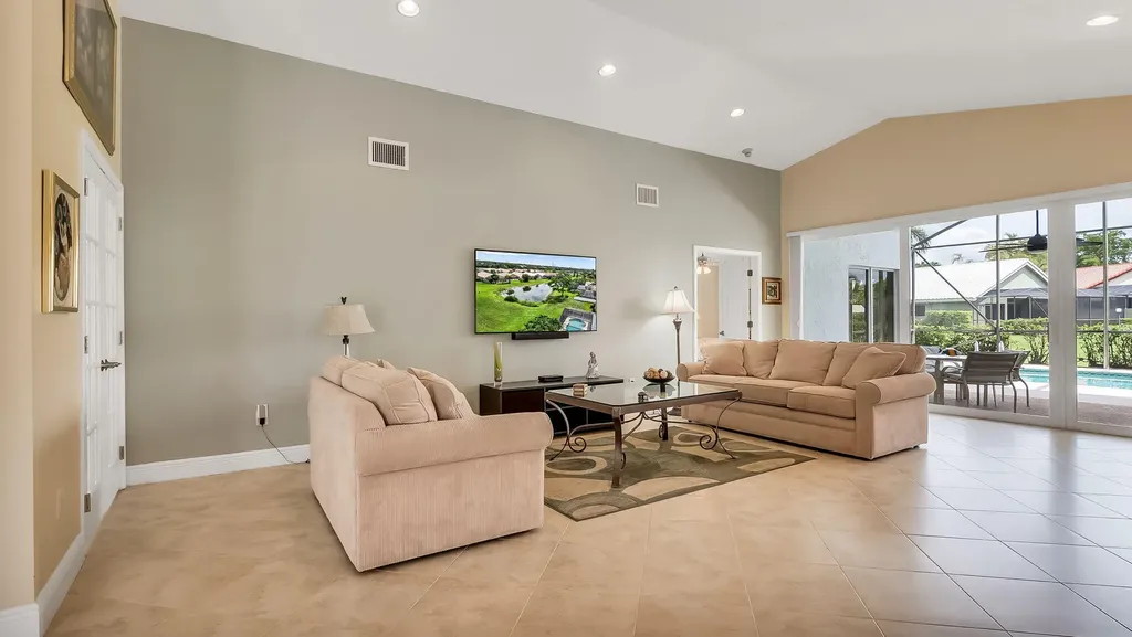 21089 Cottonwood Drive Boca Raton FL 33428