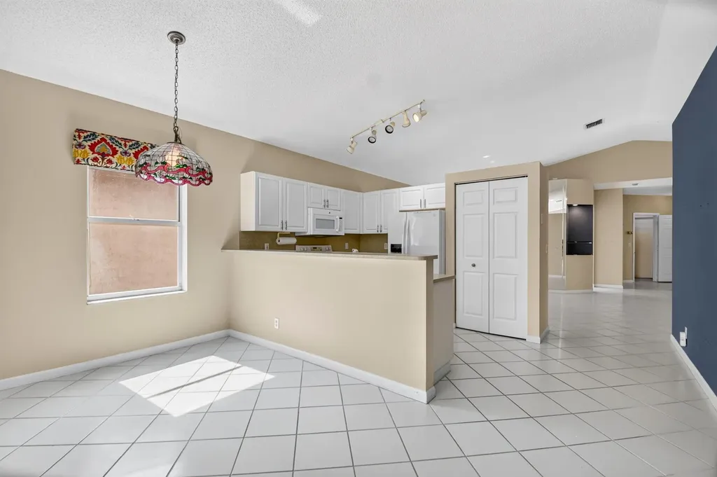 7695 Cherry Blossom Way Boynton Beach FL 33437
