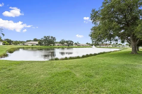 5828 Honeybell Court Fort Pierce FL 34982