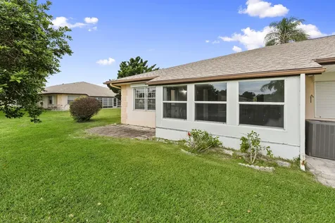 5828 Honeybell Court Fort Pierce FL 34982