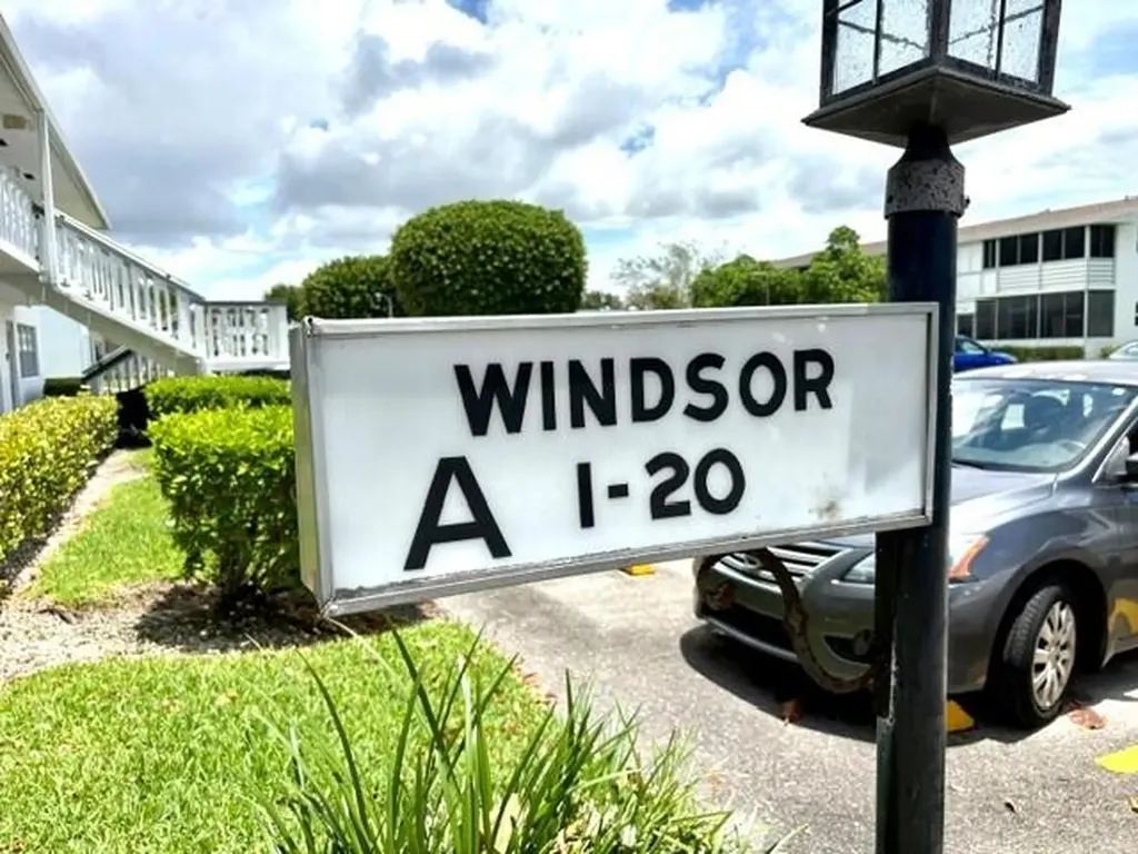 12 Windsor A West Palm Beach FL 33417