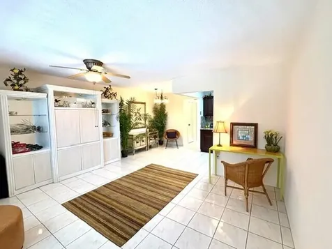 12 Windsor A West Palm Beach FL 33417