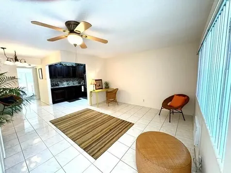 12 Windsor A West Palm Beach FL 33417