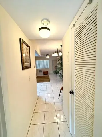 12 Windsor A West Palm Beach FL 33417
