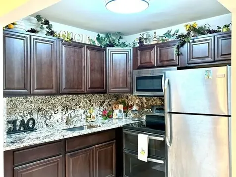 12 Windsor A West Palm Beach FL 33417