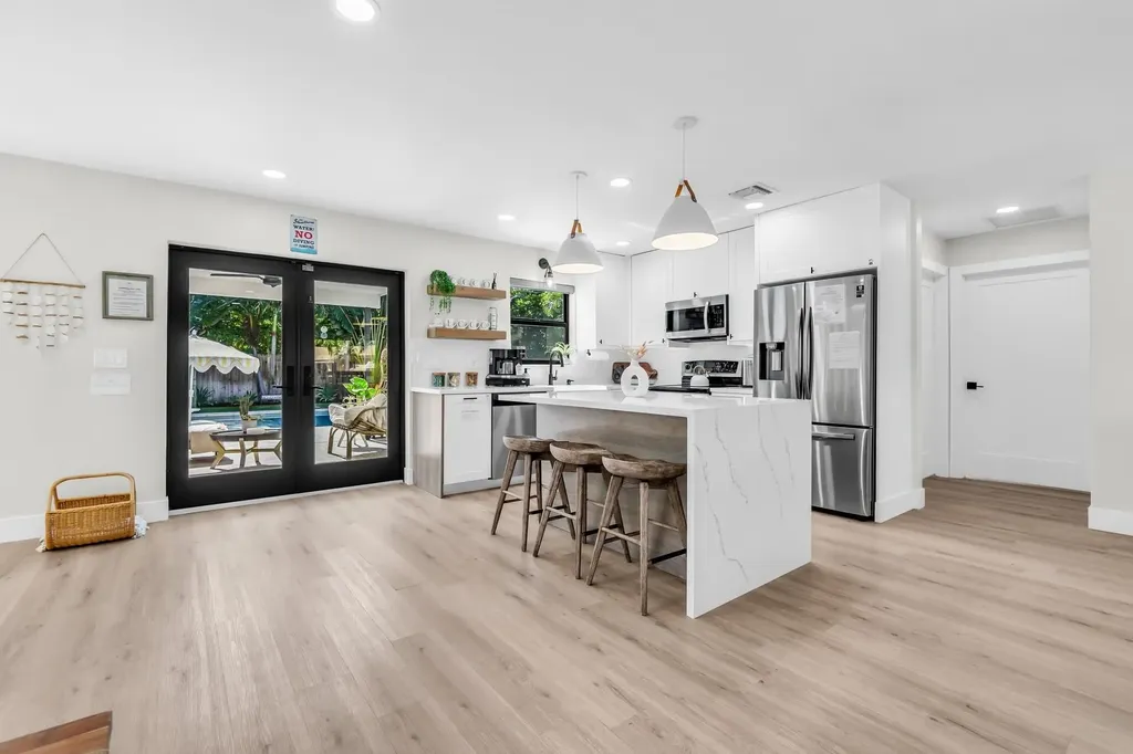 300 SE 8th Avenue Deerfield Beach FL 33441