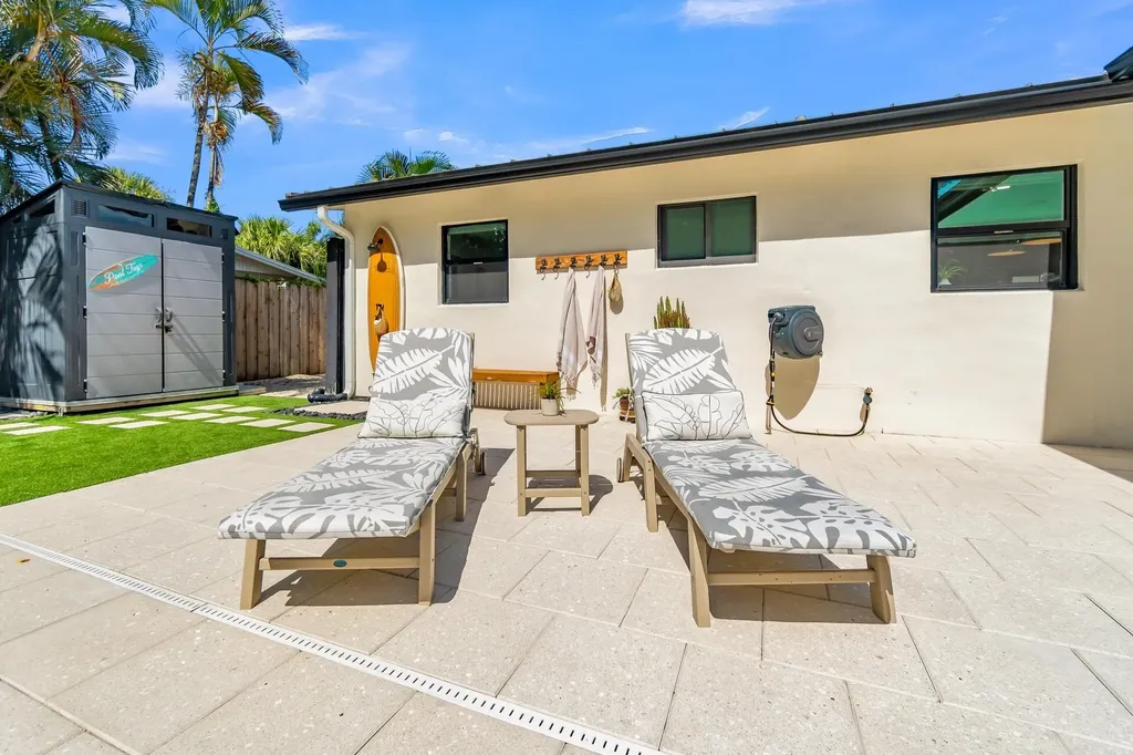 300 SE 8th Avenue Deerfield Beach FL 33441