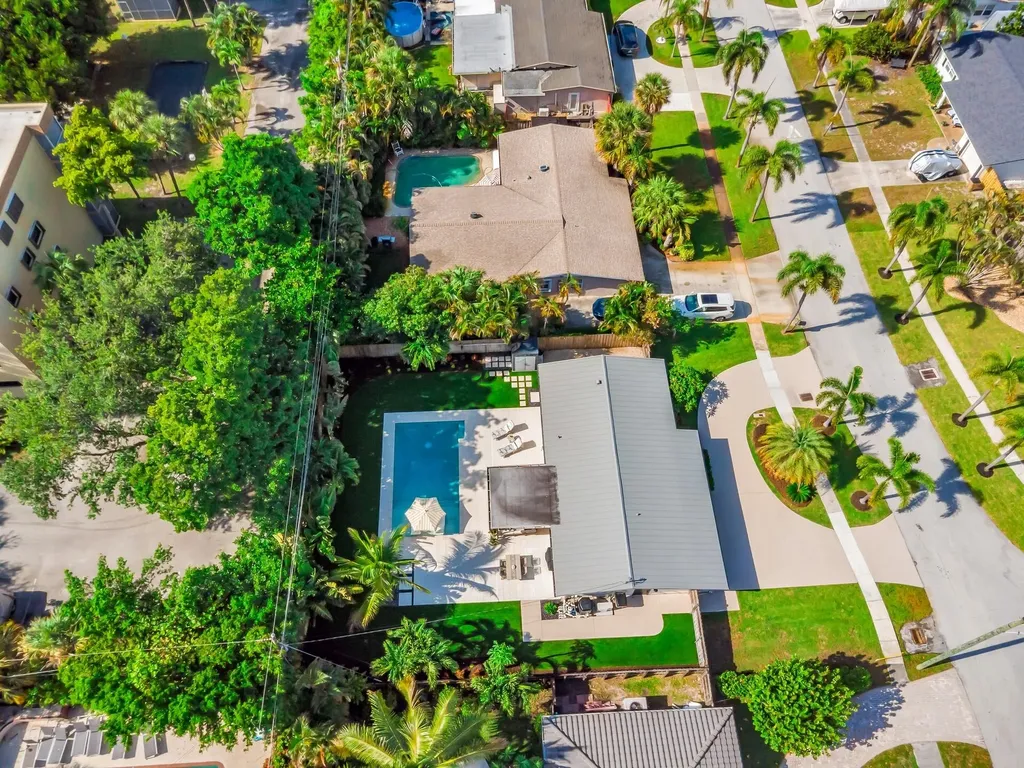 300 SE 8th Avenue Deerfield Beach FL 33441