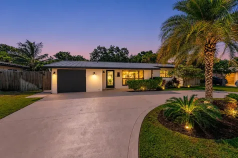 300 SE 8th Avenue Deerfield Beach FL 33441