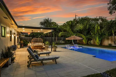 300 SE 8th Avenue Deerfield Beach FL 33441