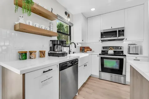 300 SE 8th Avenue Deerfield Beach FL 33441