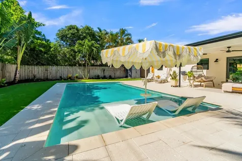 300 SE 8th Avenue Deerfield Beach FL 33441