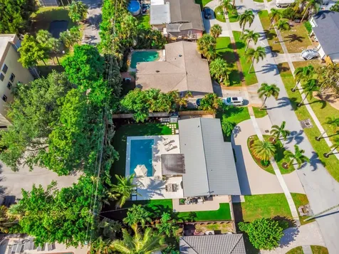 300 SE 8th Avenue Deerfield Beach FL 33441