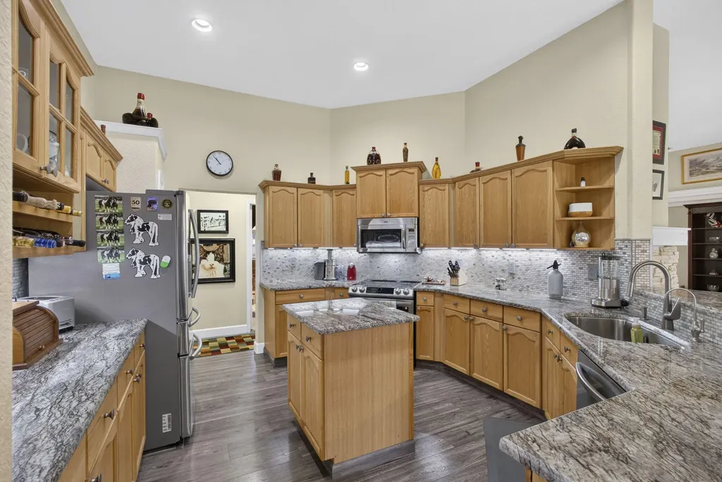 2564 Deer Run Trail Loxahatchee FL 33470