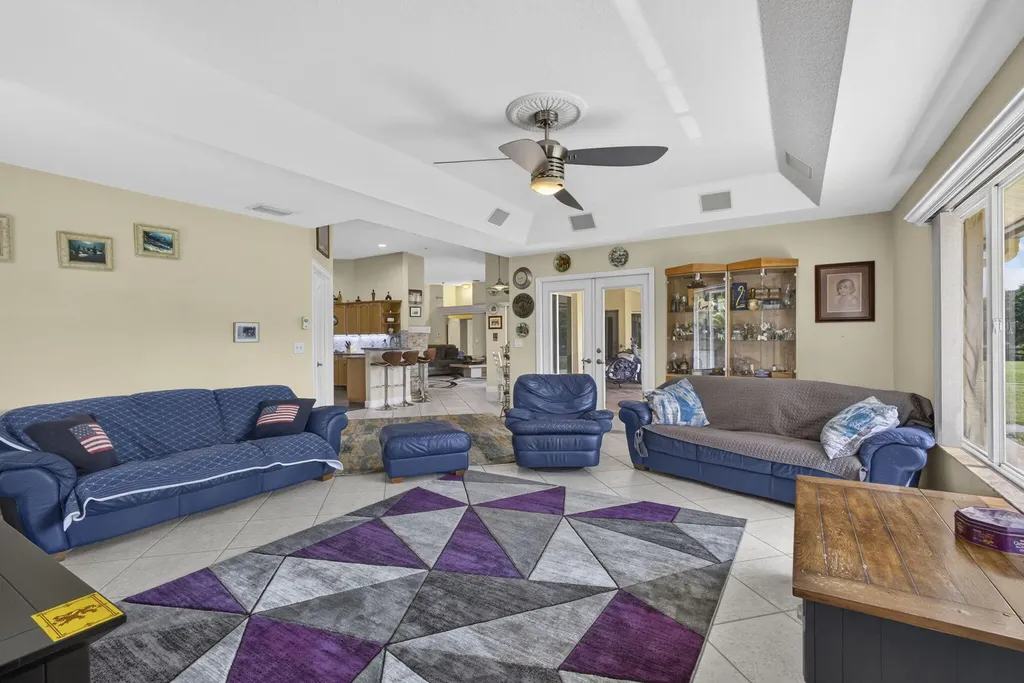 2564 Deer Run Trail Loxahatchee FL 33470
