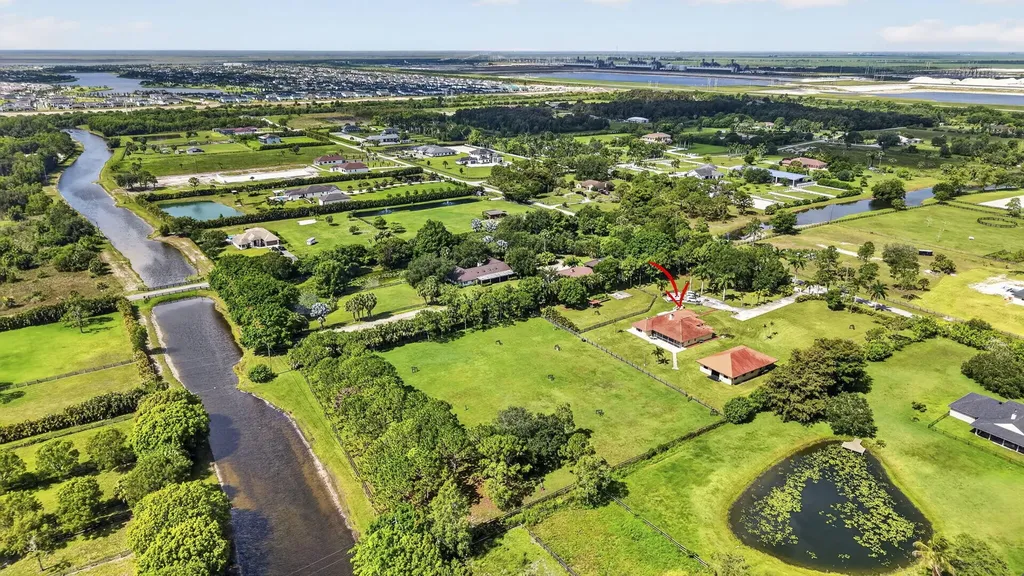 2564 Deer Run Trail Loxahatchee FL 33470