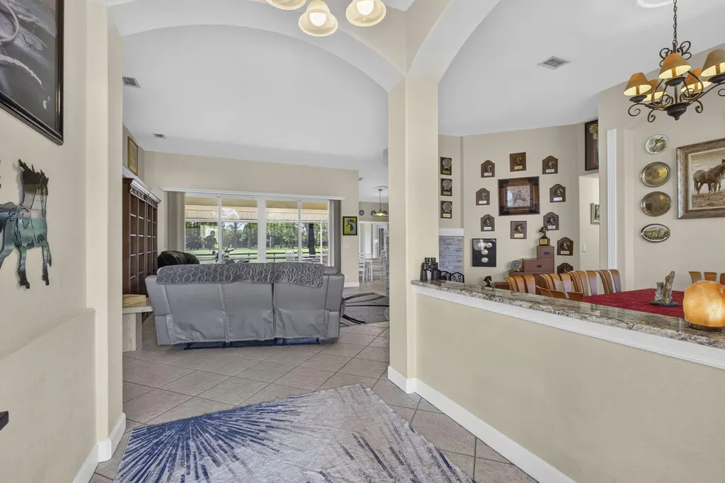 2564 Deer Run Trail Loxahatchee FL 33470
