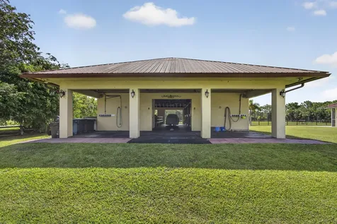 2564 Deer Run Trail Loxahatchee FL 33470