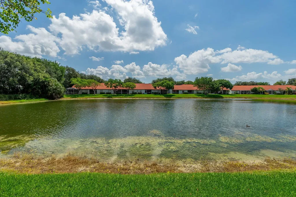 18404 Vía Di Regina Boca Raton FL 33496