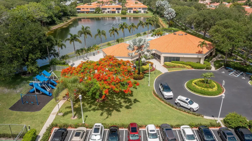 18404 Vía Di Regina Boca Raton FL 33496