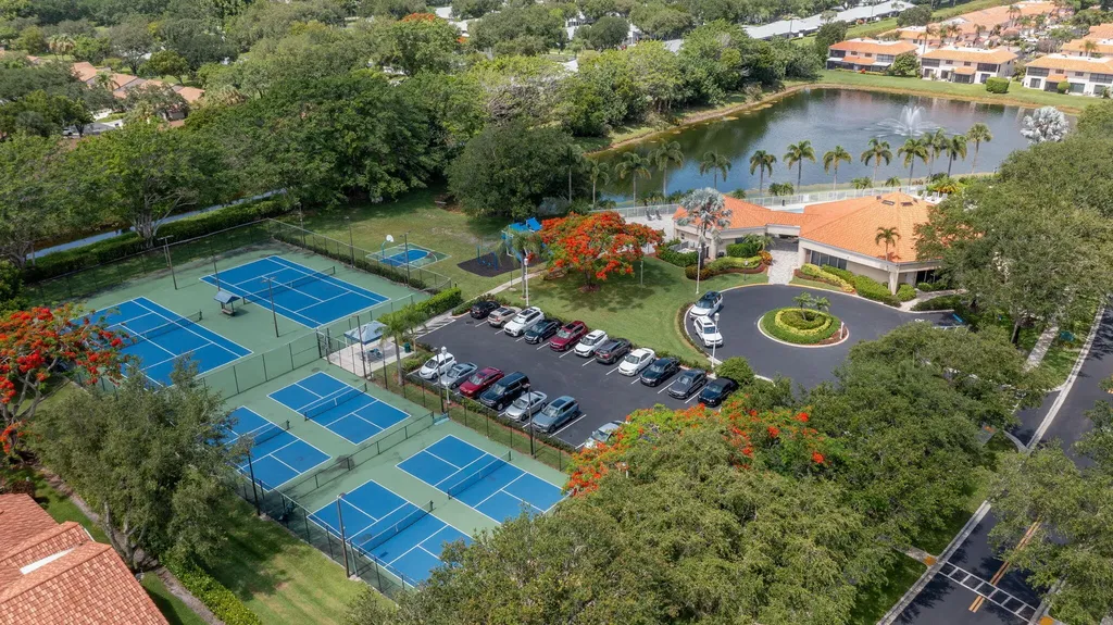18404 Vía Di Regina Boca Raton FL 33496