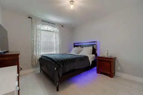 18404 Vía Di Regina Boca Raton FL 33496
