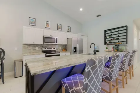 18404 Vía Di Regina Boca Raton FL 33496