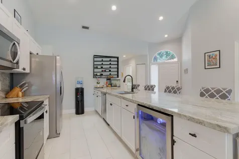 18404 Vía Di Regina Boca Raton FL 33496