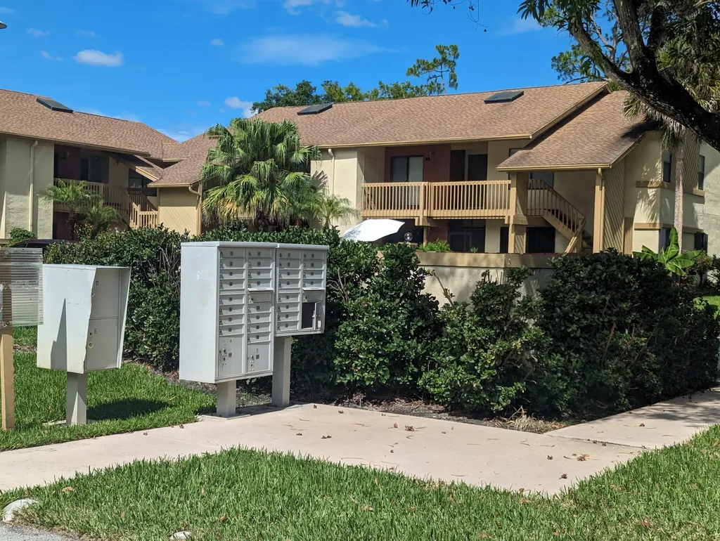 13033 Northshire Trail Wellington FL 33414