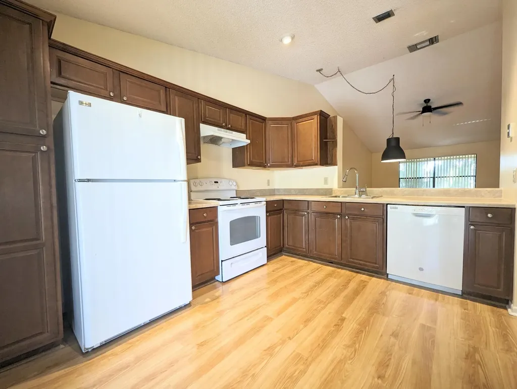 13033 Northshire Trail Wellington FL 33414