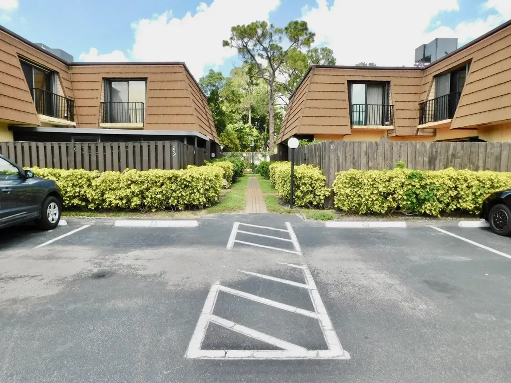 4155 Turnberry Circle Lake Worth FL 33467